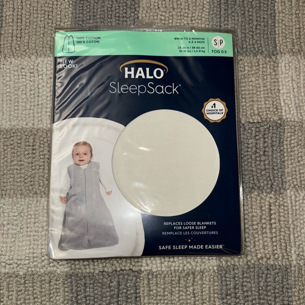NWT. Halo Sleepsack. Size Small(Birth-6 months)(10-18 lbs)(23-26 inches).Cream.